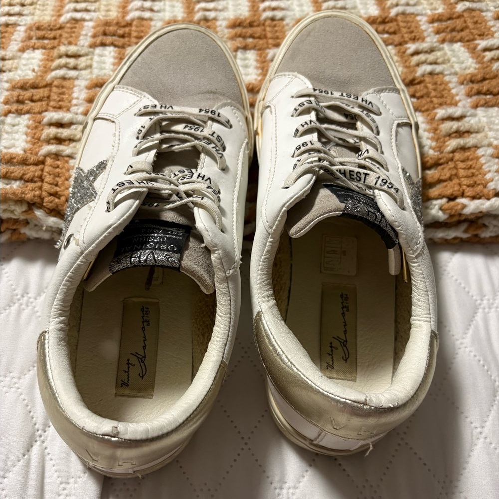 Vintage Havana White and Gray Women's Sneakers - Picture 7 of 7